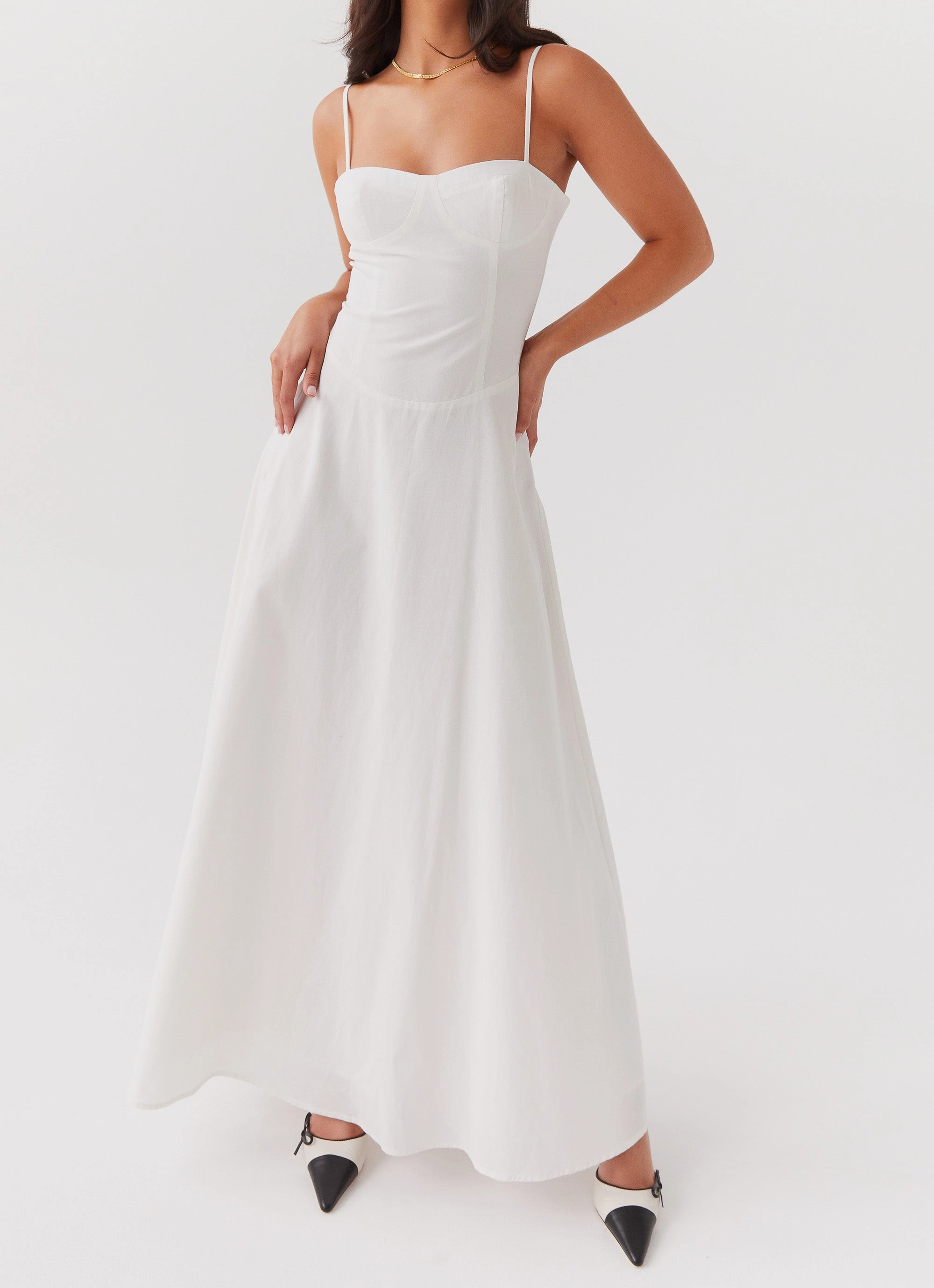 Angelina Linen Maxi Dress - White Vibrant color