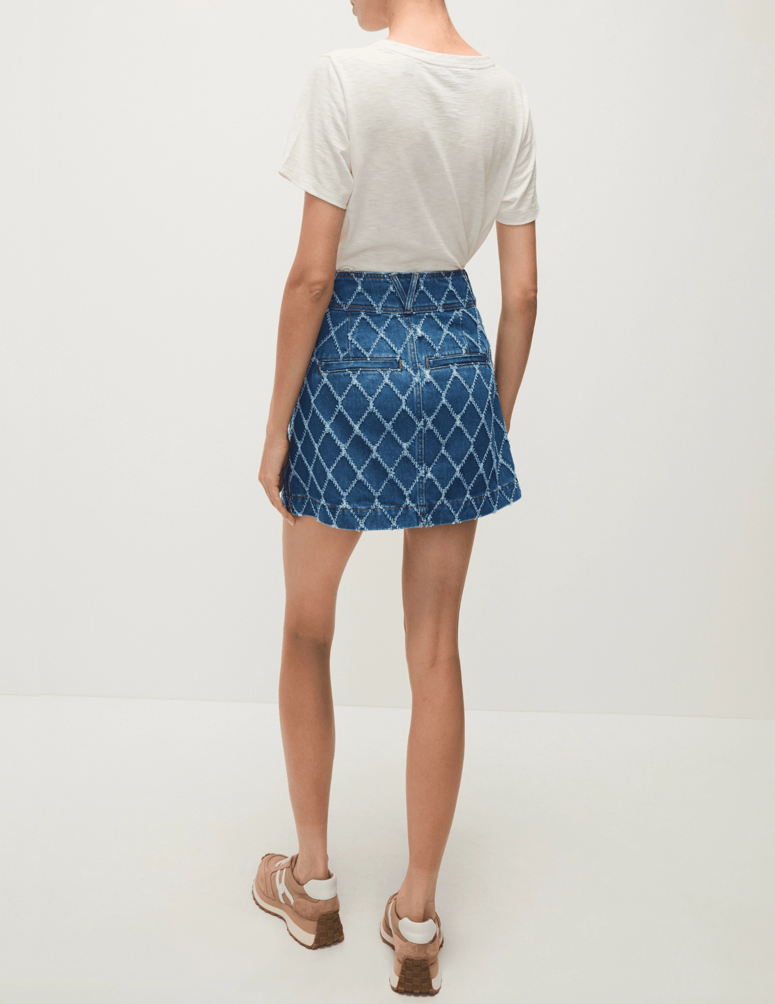 Celebrity Style Anti Pilling Fabric Veronica Beard Moxie Textured Denim Mini Skirt in Blue Diamond