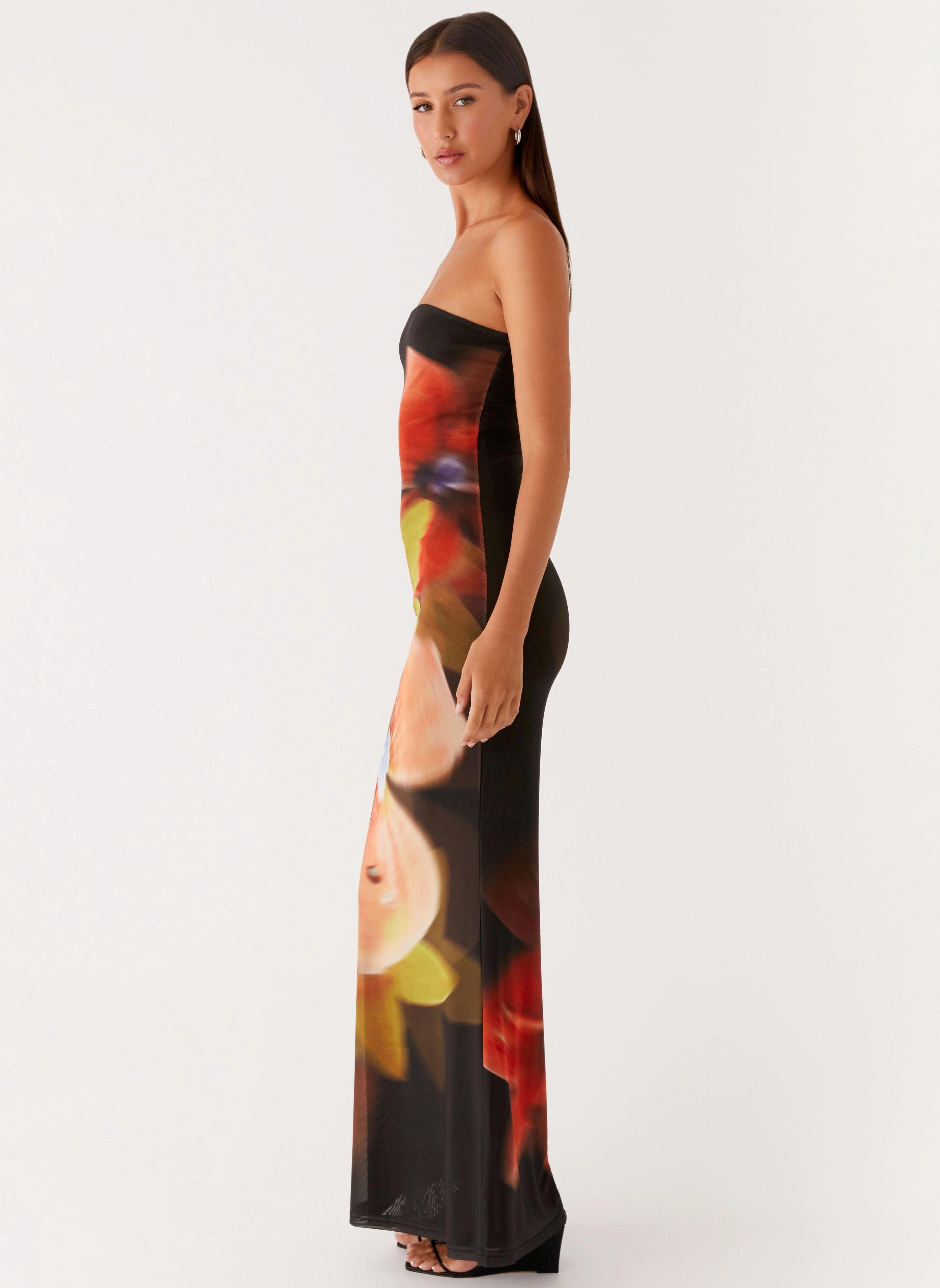 Bold colors Jorja Maxi Dress - Moody Floral