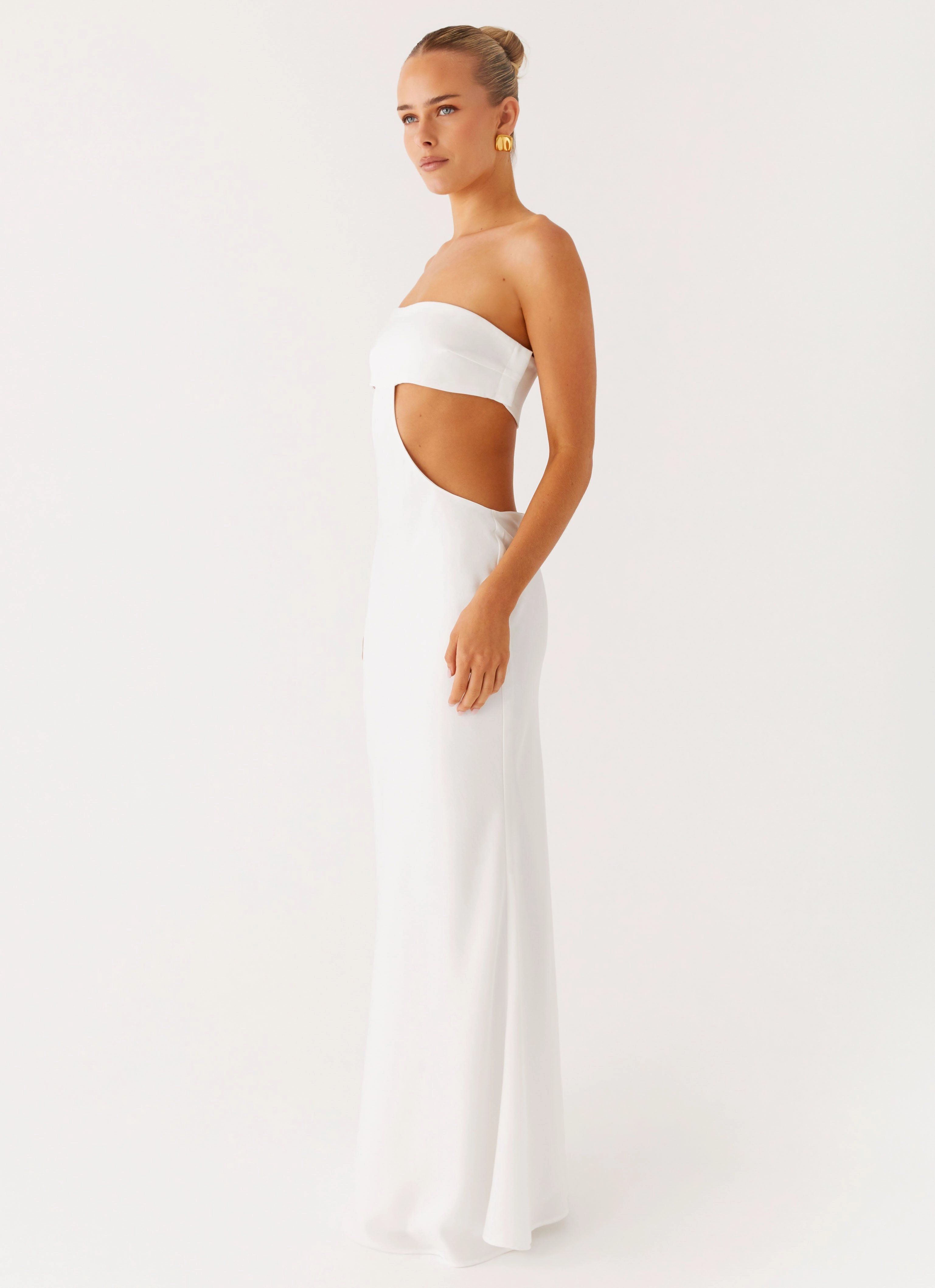 Kiss Me Cut Out Maxi - Ivory Modern and Stylish