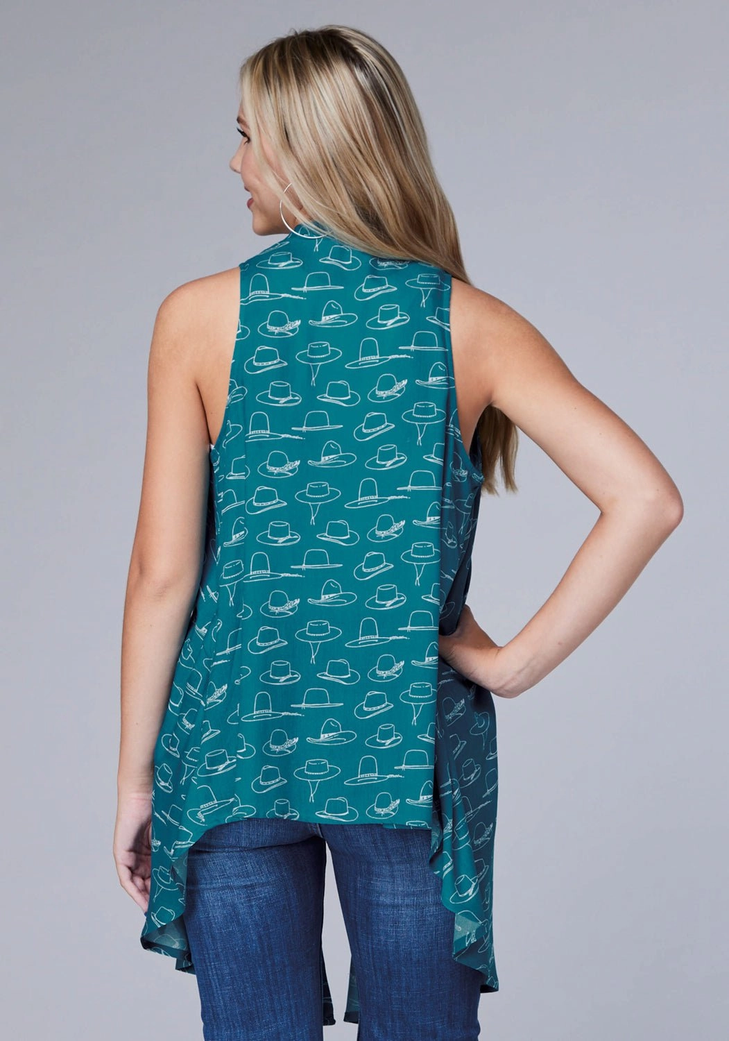 Fashion Essentials Odor Resistant Finish Roper Womens 2077 Many Hats Turquoise 100% Rayon Cardigan Sweater