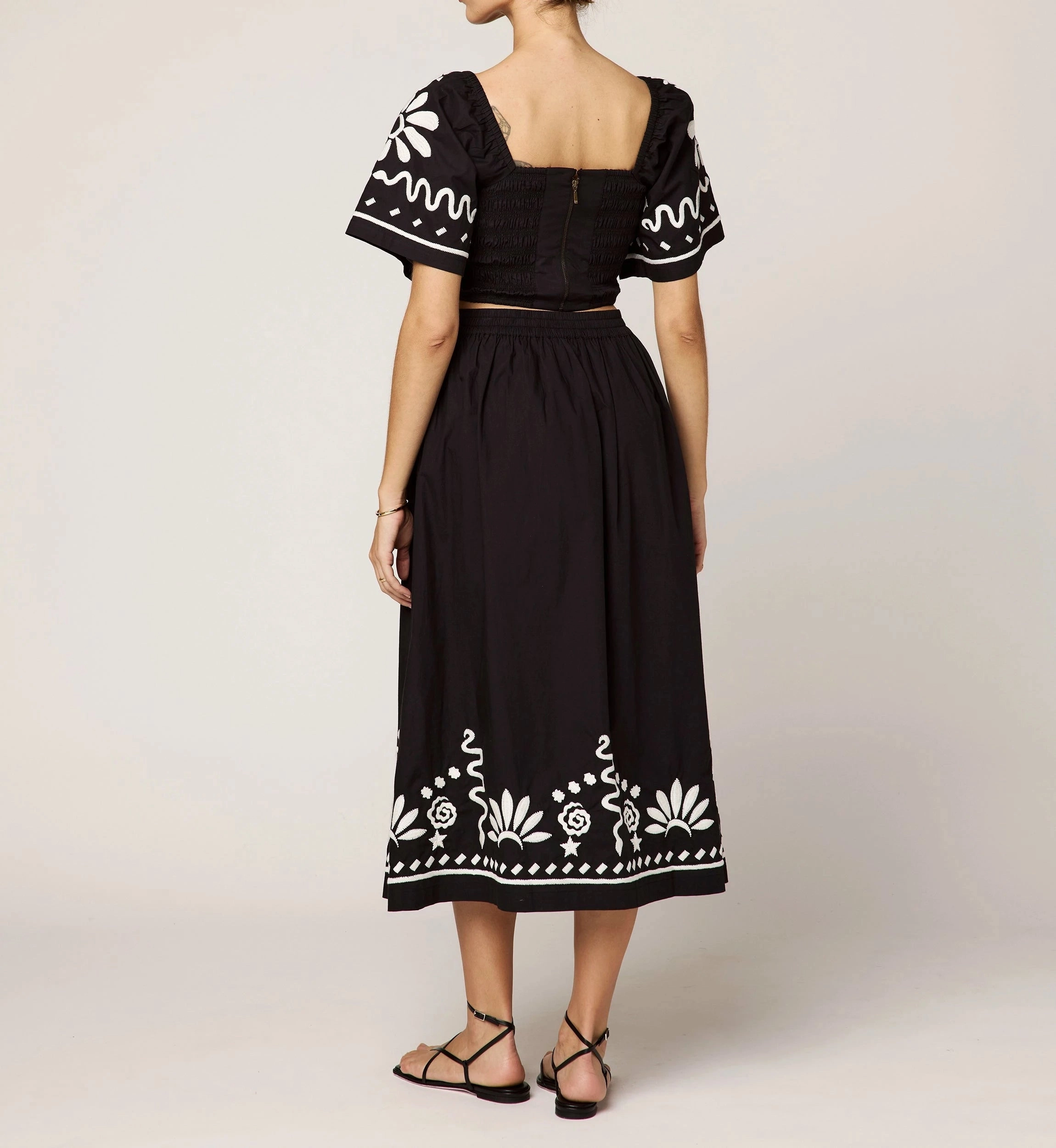 Active Wear Ashleen Midi Skirt | Black/Ivory