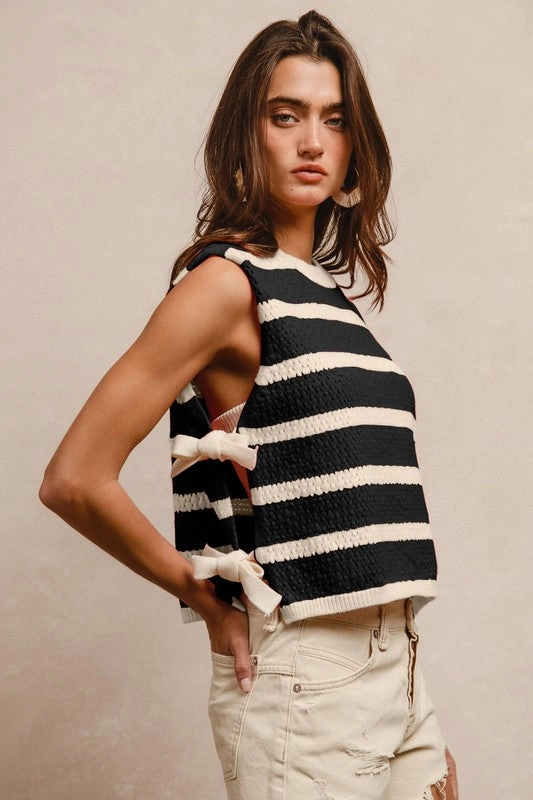 FadeResistant SeamlessSidePanels JULY TEXTURED STRIPE SIDE TIED VEST TOP S-XL