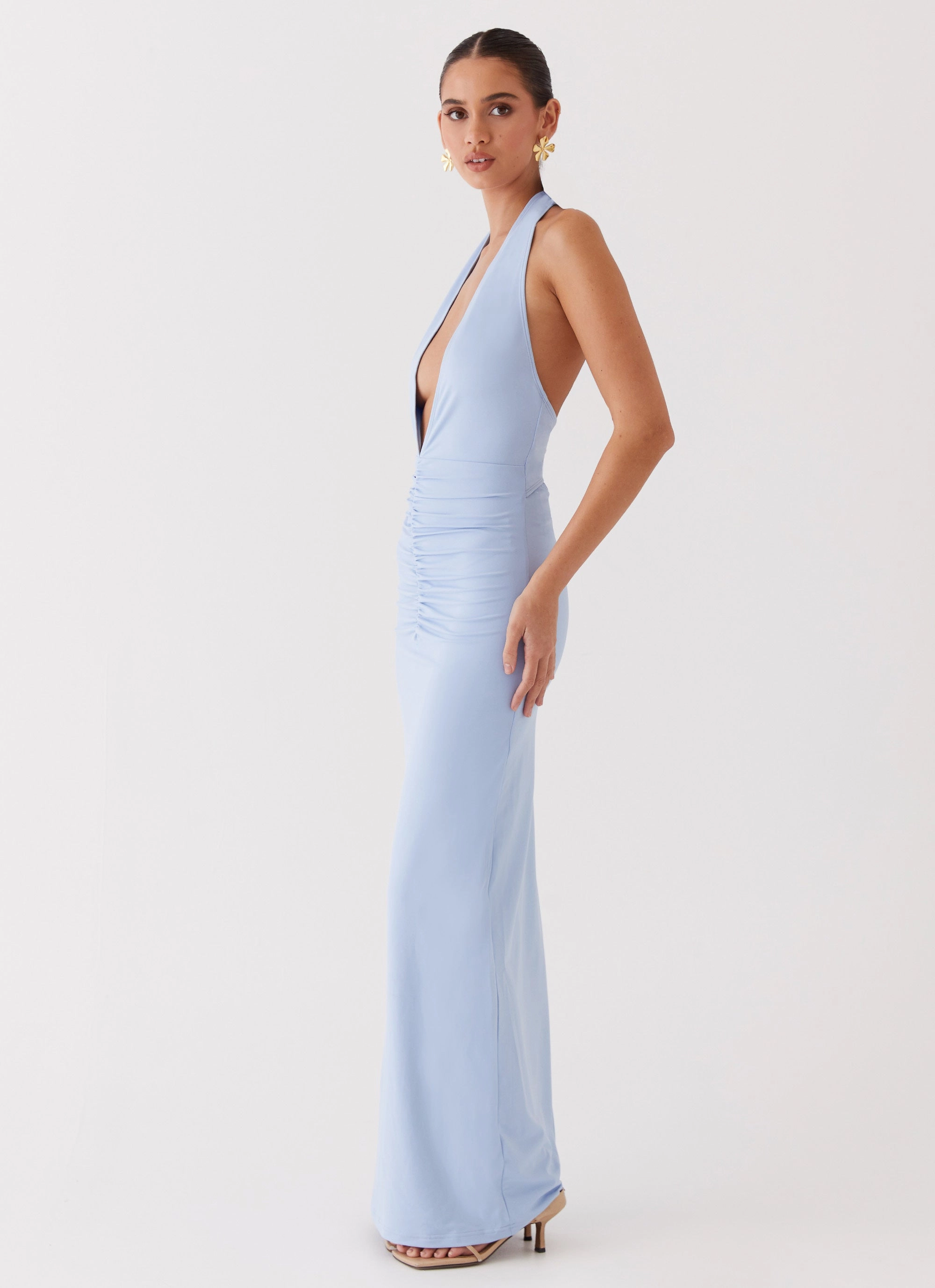 Modern Aesthetic Bright Feel Whisked Away Halterneck Maxi Dress - Blue