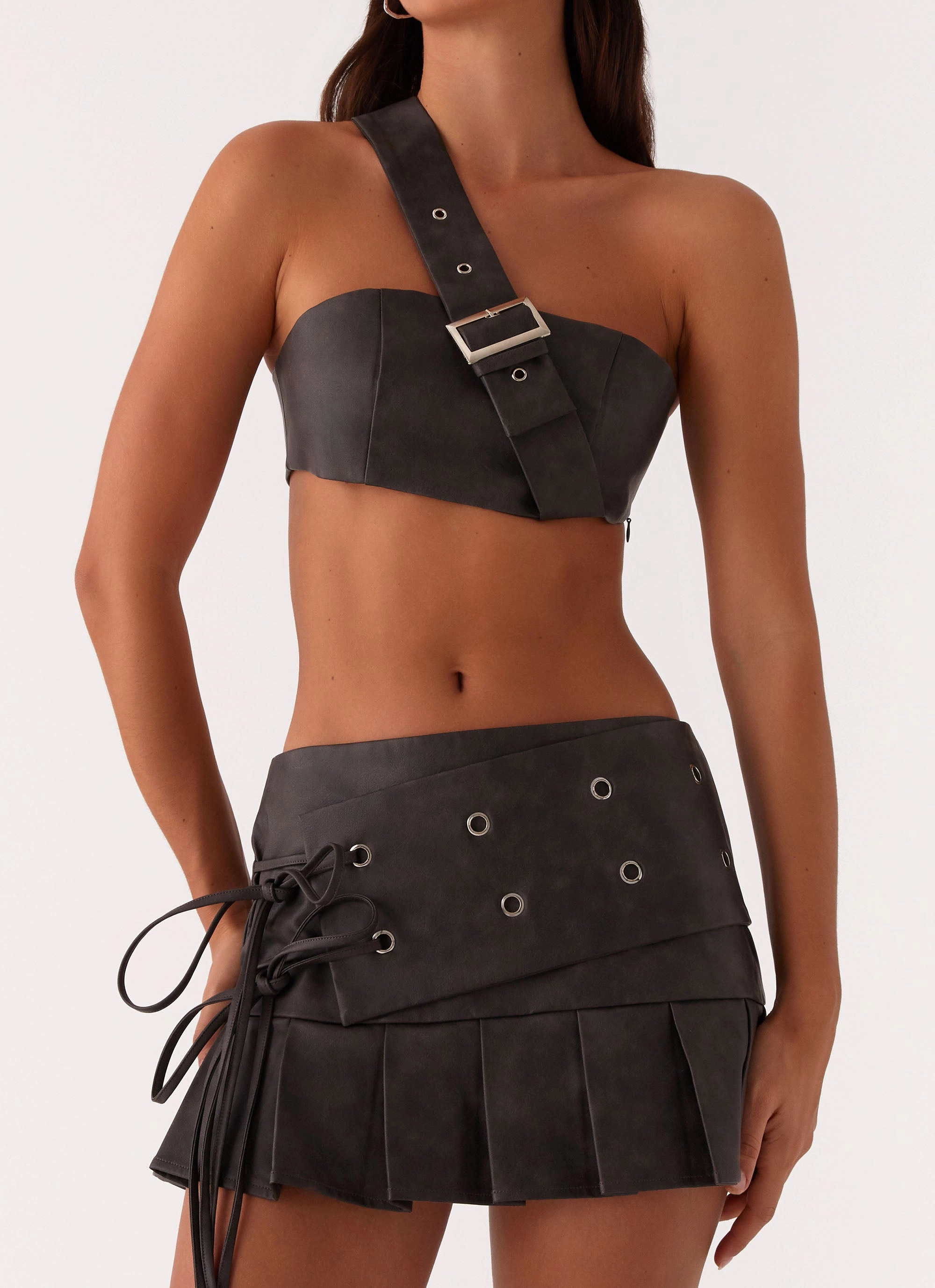 Wild Instincts Bandeau Top - Fawn Tagless Comfort Collar Curved Hem