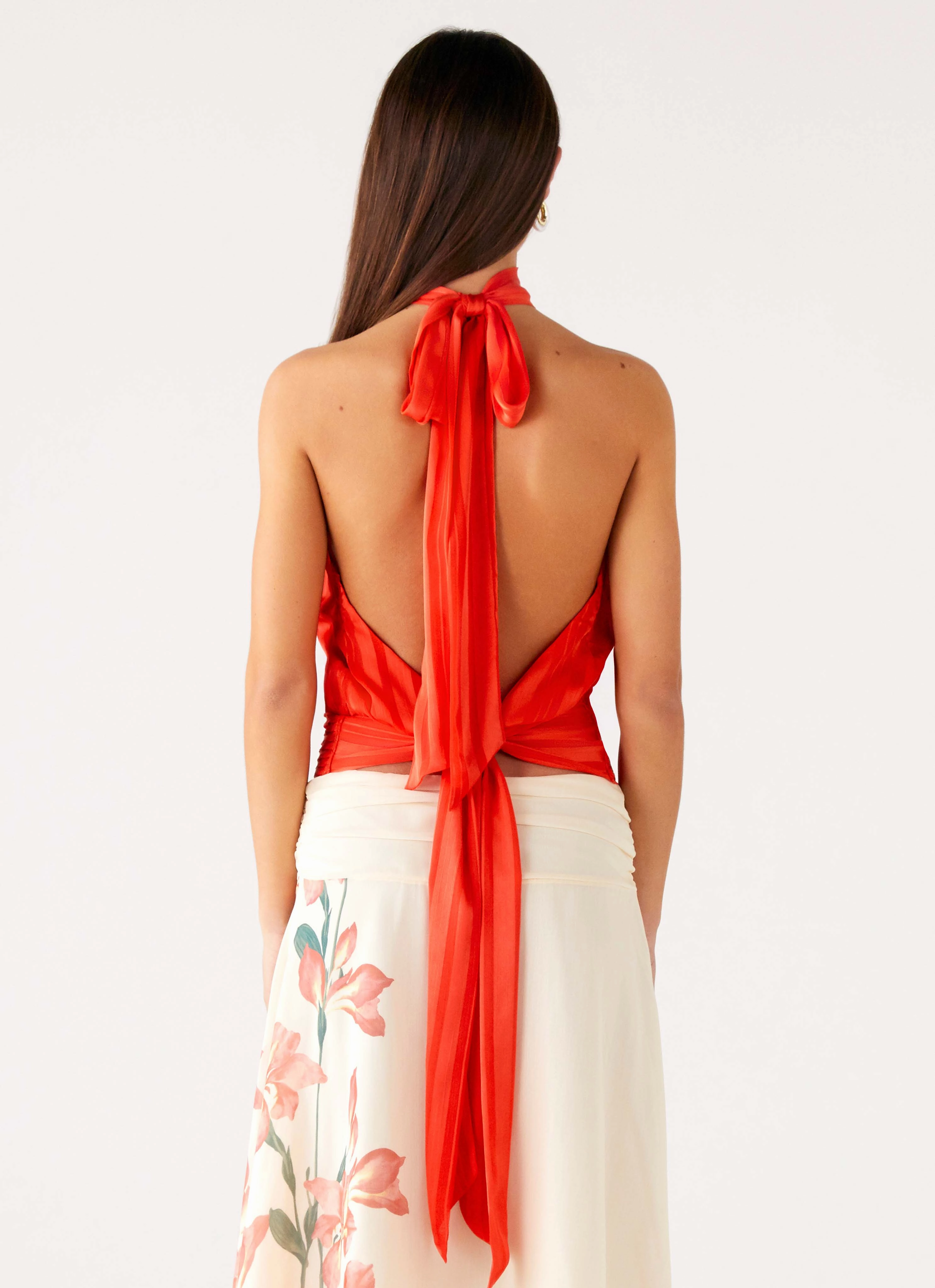 Seamless Construction Design Workout Apparel Willow Chiffon Top - Coral