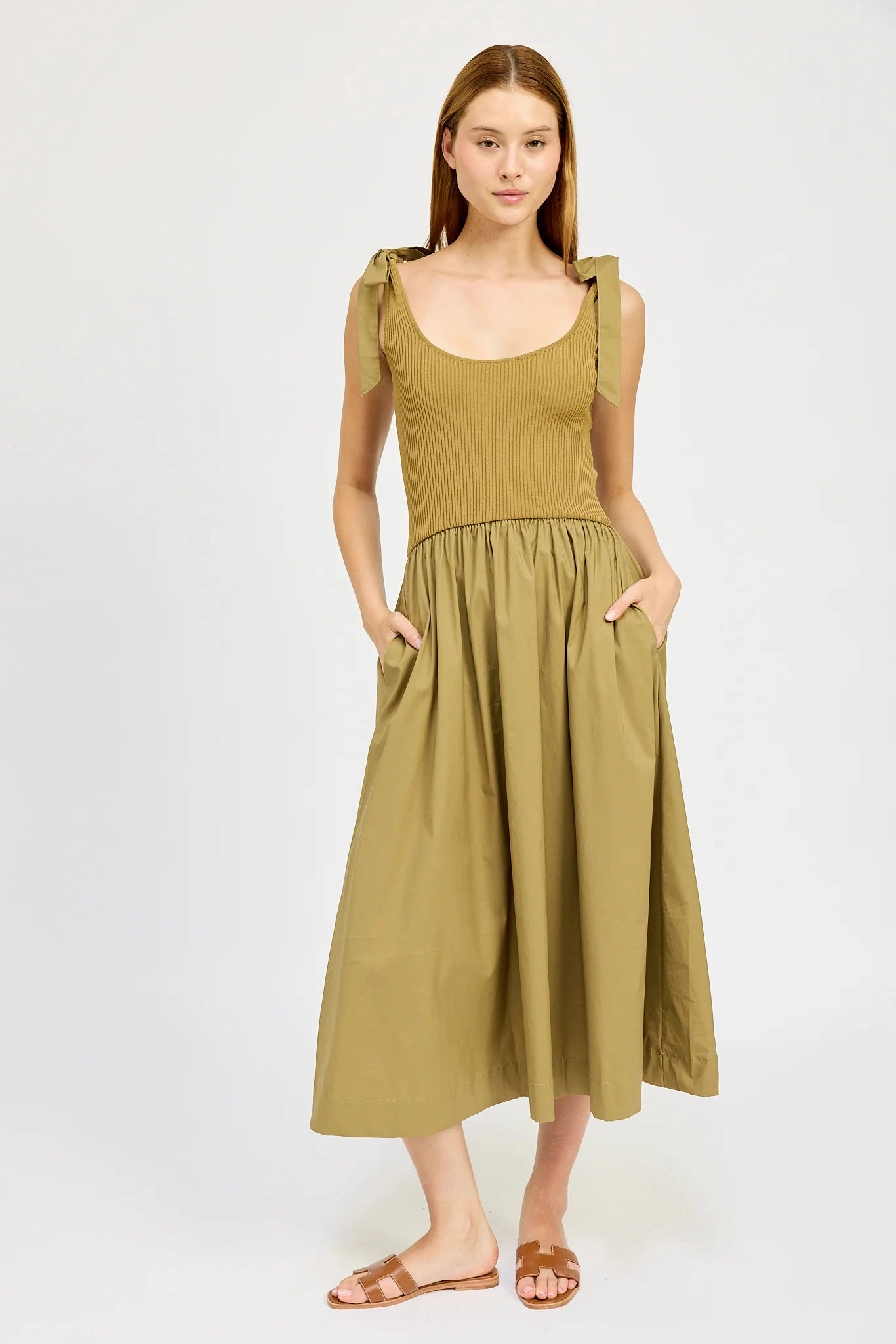 Wren Midi Dress Classic Line Smile Soft