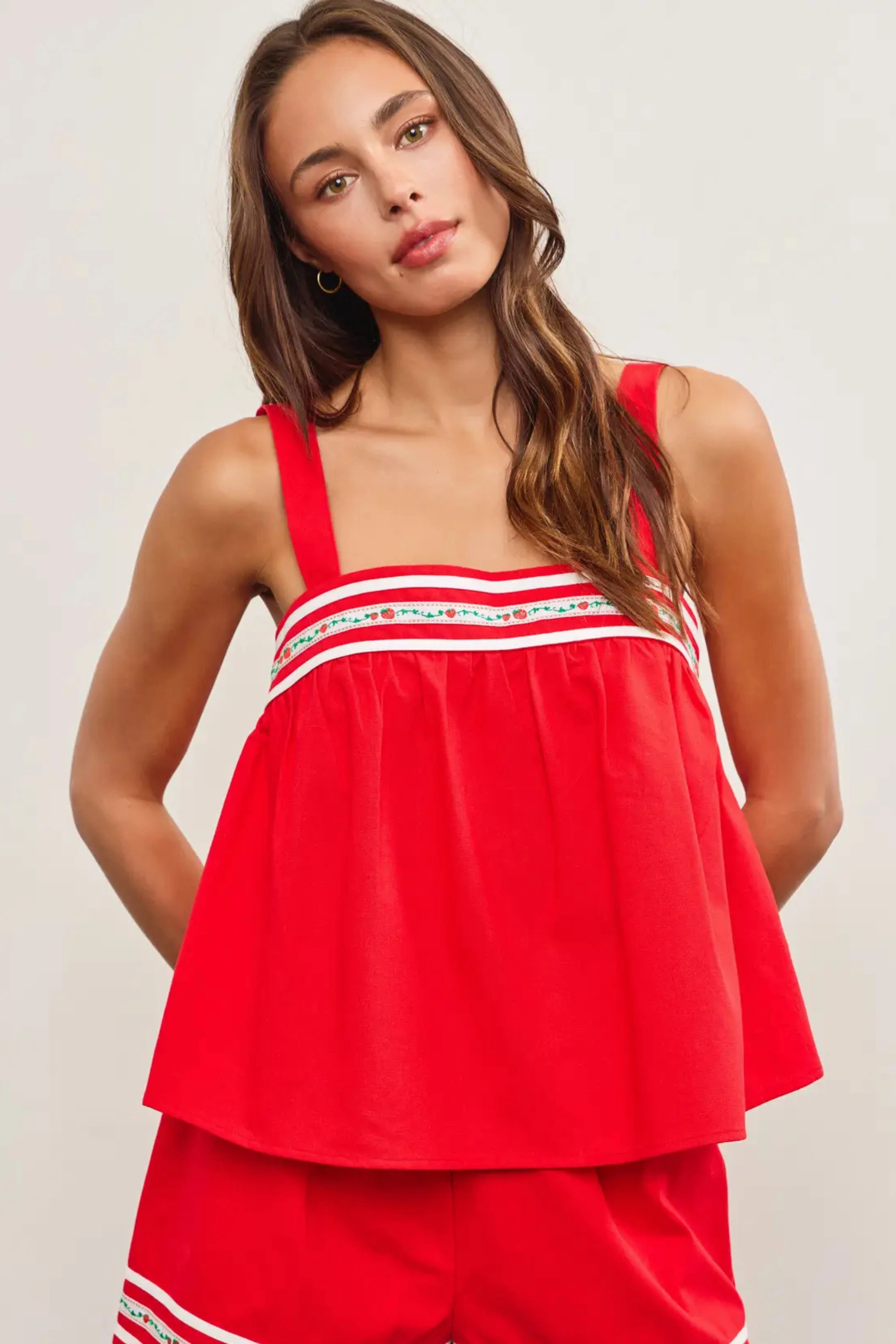 HighDensityFoam Wide Shoulder Cut Babydoll Tank Top - Red