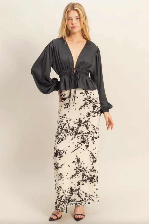 Deep V Peasant Blouse - Black MidweightJersey Vintage Pullover