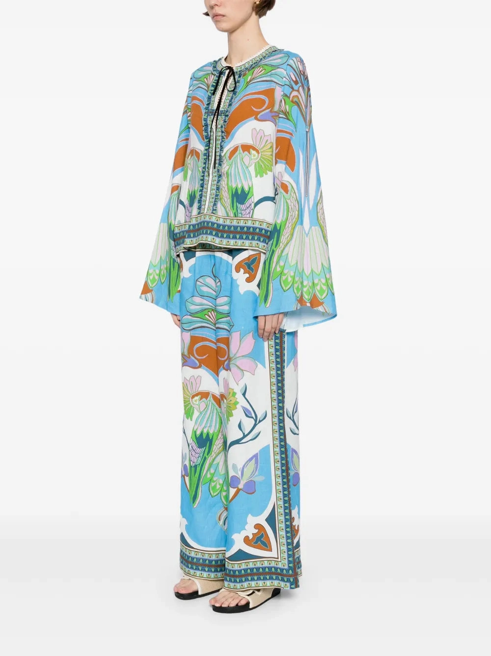 LayeringFriendly Weight NoRoll Hem Technology Tess Top in Blue Multi