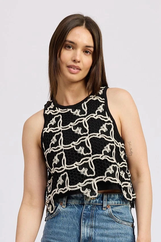 Multi Pocket Functional Design Modern Look Yardira Top